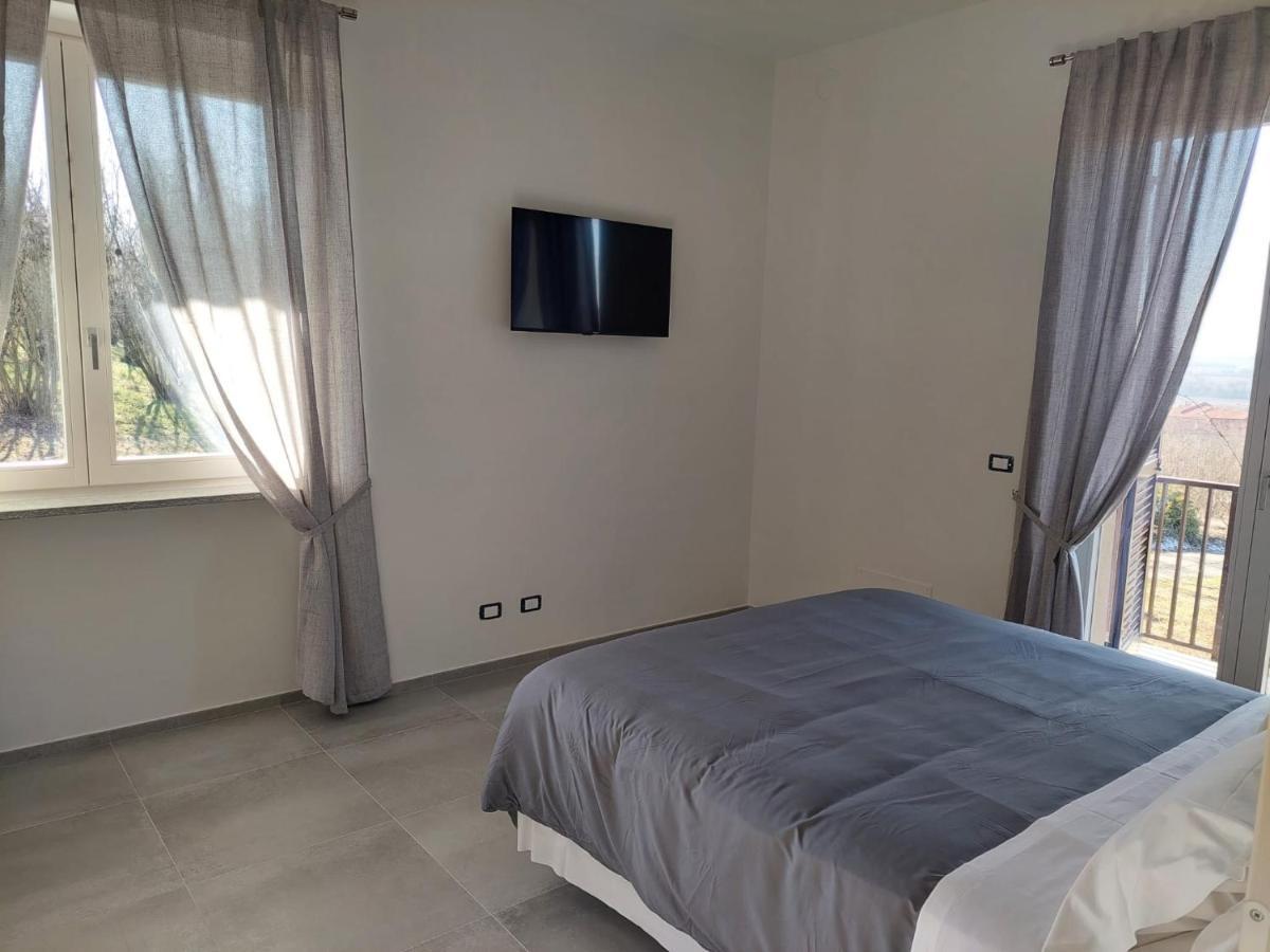 La Casa In Rivalta Villa Verduno Bagian luar foto