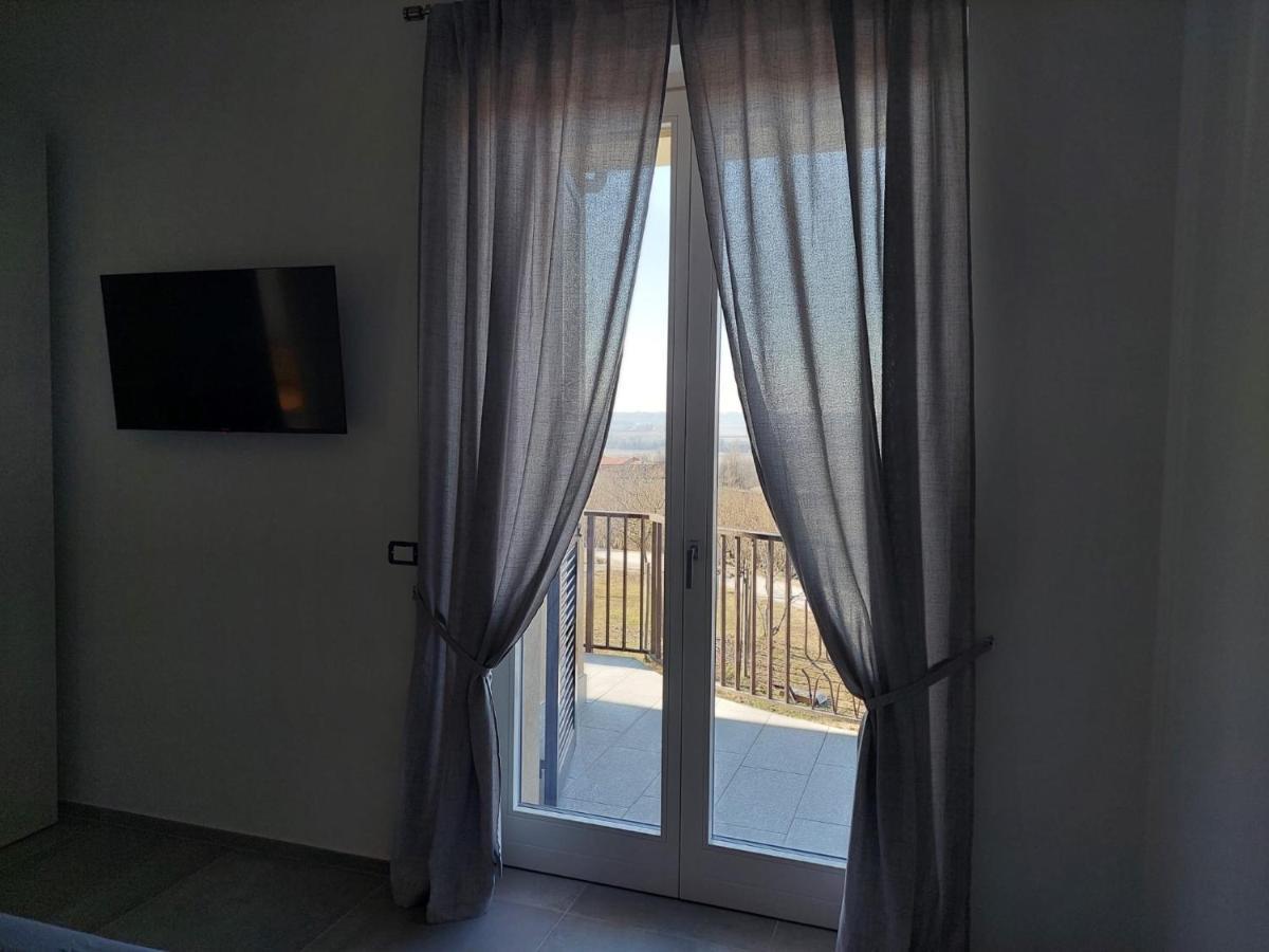 La Casa In Rivalta Villa Verduno Bagian luar foto