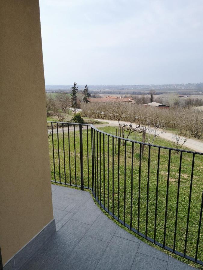 La Casa In Rivalta Villa Verduno Bagian luar foto